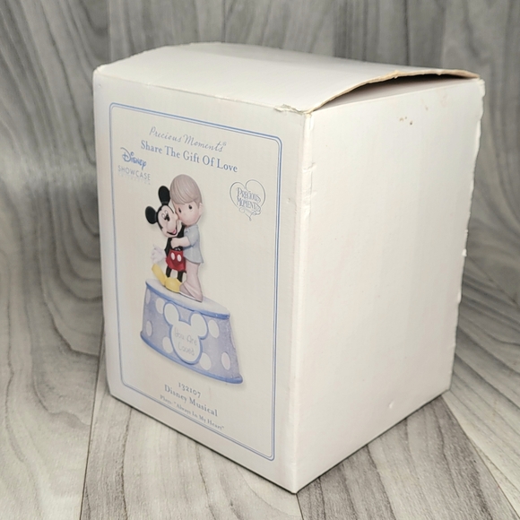 Precious Moments DISNEY SHOWCASE You Are Loved Mickey Mouse 132107 Musical Figur - Picture 6 of 13